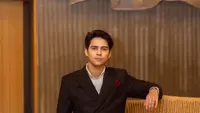 Maxime Bouttier Syuting Serial Tante Sonya, Ingat Pengalaman Pribadi Mencintai Cewek Lebih Dewasa