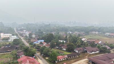 12 Penerbangan di Palembang Terganggu Dampak Asap Kebakaran Hutan