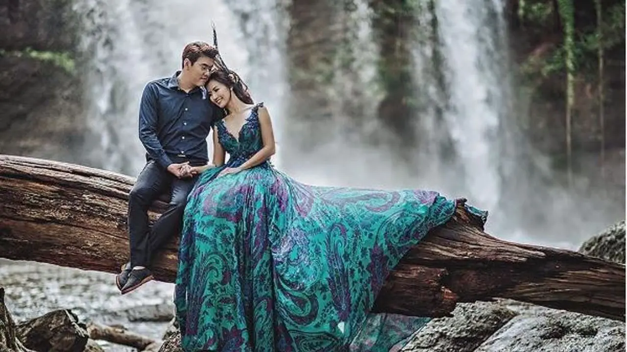 Asty Ananta dan Hendra
