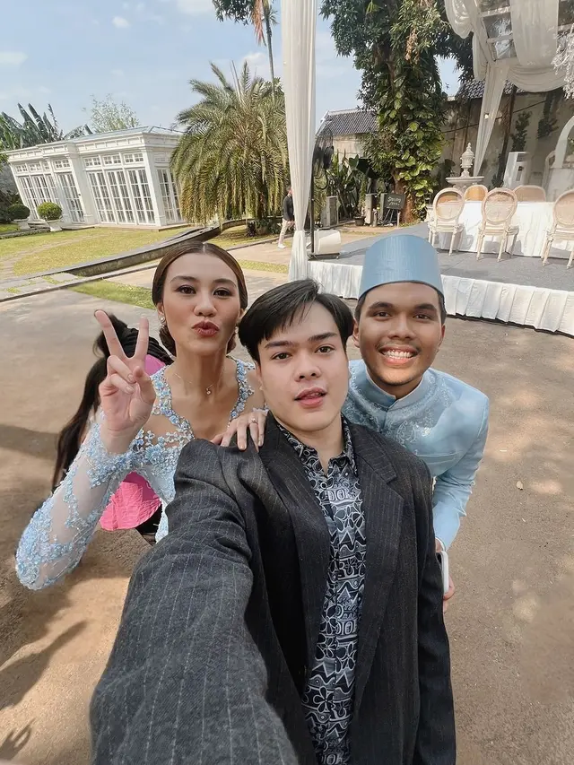 10 Potret Gaya Artis Hadiri Acara Lamaran Thariq Halilintar dan Aaliyah Massaid, dari Mak Comblang El Rumi, Elsa Japasal hingga Marsha Aruan