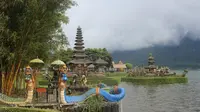 Pura Ulun Danu Beratan Bali berada di Kecamatan Baturiti, Kabupaten Tabanan, Provinsi Bali. (dok. disparda.baliprov.go.id)