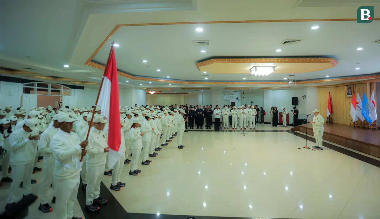 Acara pengukuhan kontingen Indonesia untuk SEA Games 2025 yang berlangsung di Auditorium Wisma Kemenpora, Senayan, Jakarta, Jumat (05/12/2025). (Bola.com/Bagaskara Lazuardi)