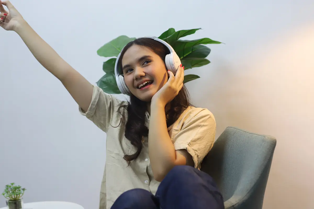 wanita januari tentang bahagia