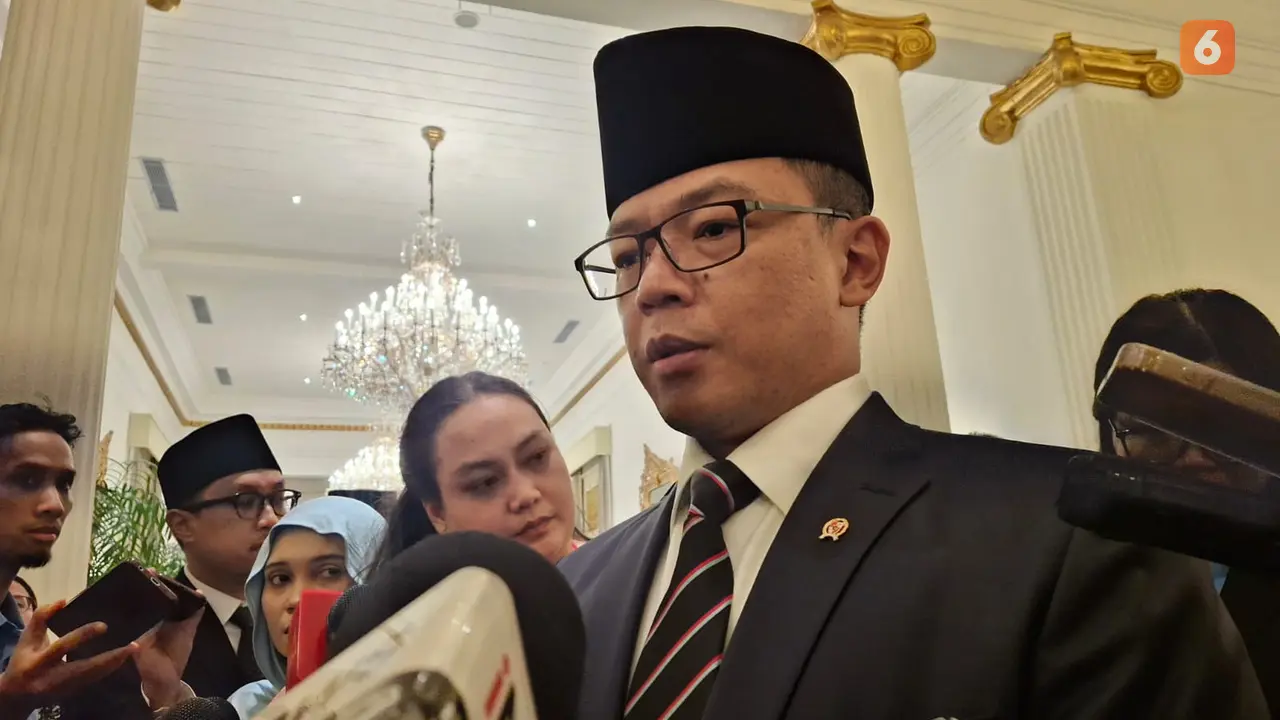 Menteri Luar Negeri RI Sugiono pada Rabu (3/6/2026) di Jakarta, menjawab saran dan kritik dari Dino Patti Djalal terkait frekuensi kunjungan luar negeri Presiden Prabowo Subianto. (Dok. Liputan6.com/Teddy Tri Setio Berty)