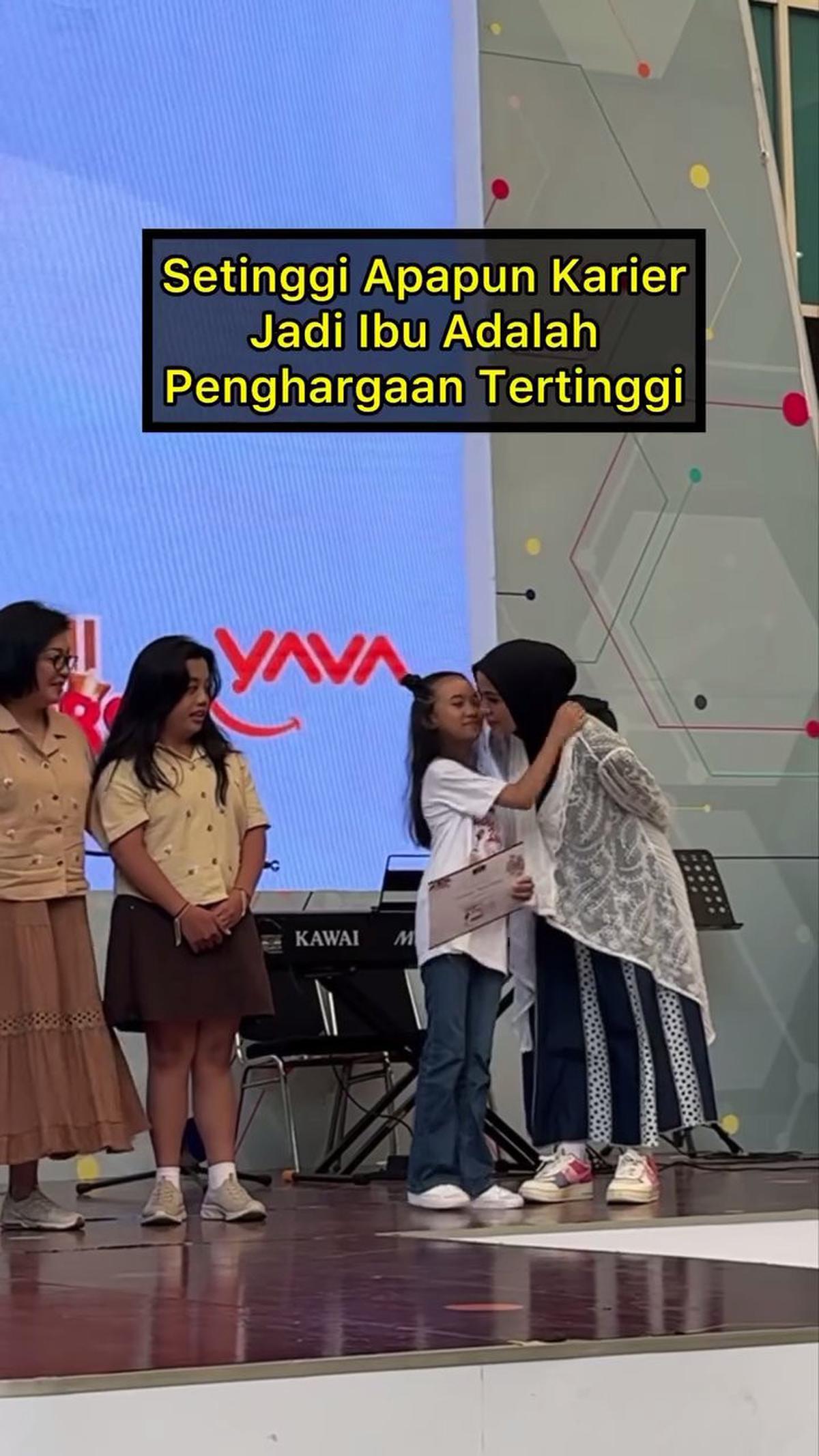 7 Potret Tantri Kotak Ikut Lomba Nyanyi di Tempat Les Vokal Anak, Tak Dapat Juara 1