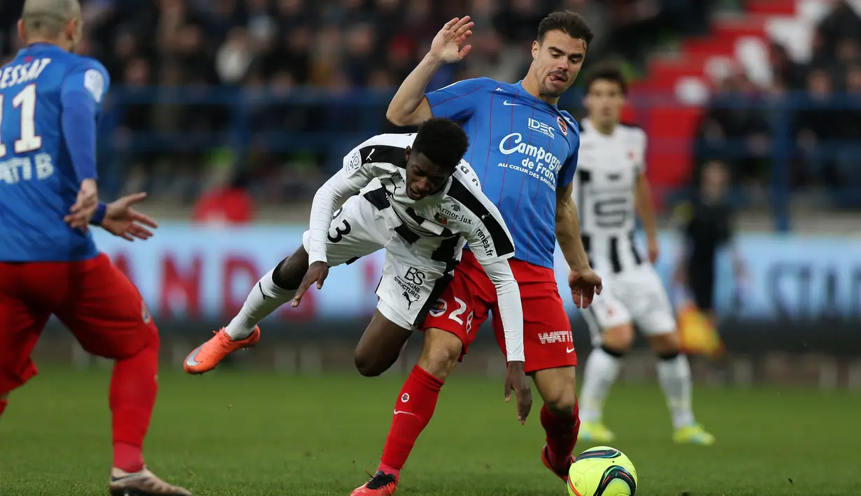 Blaugrana pun semakin kepincut dengan kemampuan Ousmane Dembele setelah tampil impresif bersama Rennes pada musim 2015-2016. (AFP/Charly Triballeau)