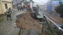 Banjir juga memicu puluhan tanah longsor, kata para pejabat. (AP Photo)