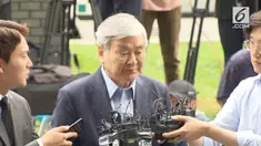 CEO Korean Air, Cho Yang-cho diduga melakukan penggelapan uang dan pajak. Ia diperiksa di pengadilan Seoul dan meminta maaf kepada rakyat Korea Selatan.
