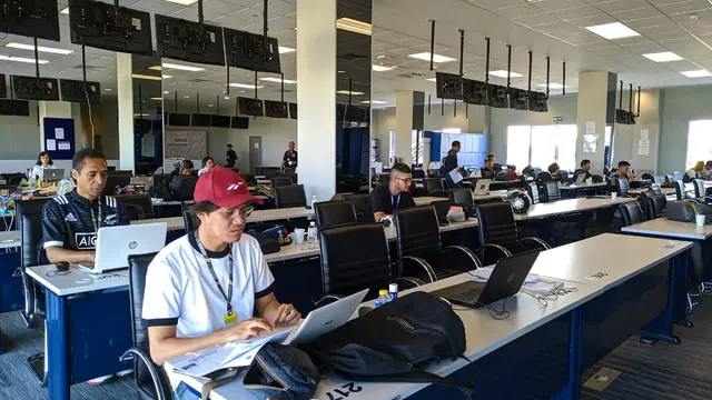 Fasilitas media center di Sirkuit Internasional Chang, Buriram, Thailand.