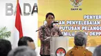 Kepala ANRI Mustari Irawan, memberikan sambutan saat penyerahan arsip statis penyelesaian sengketa pemilu, Jakarta, Jumat (8/5/2015). ‎Mustari Irawan mengapresiasi Bawaslu dan DKPP karena sudah dua kali menyerahkan arsipnya. (Liputan6.com/Andrian M Tunay)