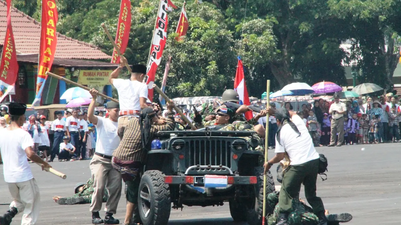 HUT TNI di Surabaya