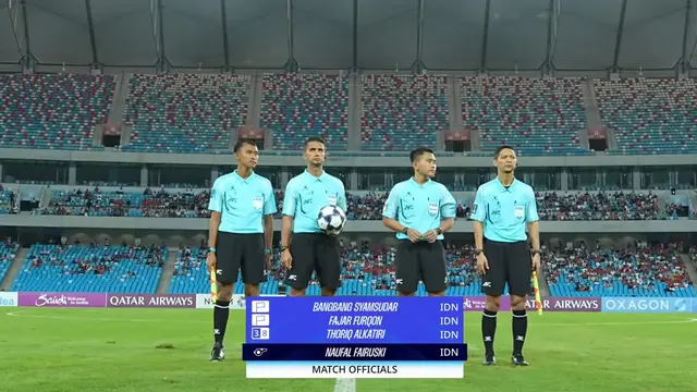 Bangbang Syamsudar (paling kanan), Naufal Fairuski, Thoriq Alkatiri, dan Fajar Furqon
