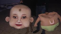 Baim Wong sempat nge-prank Paula Verhoeven dengan kostum boneka Mampang. (Foto: Instagram/@baimwong)