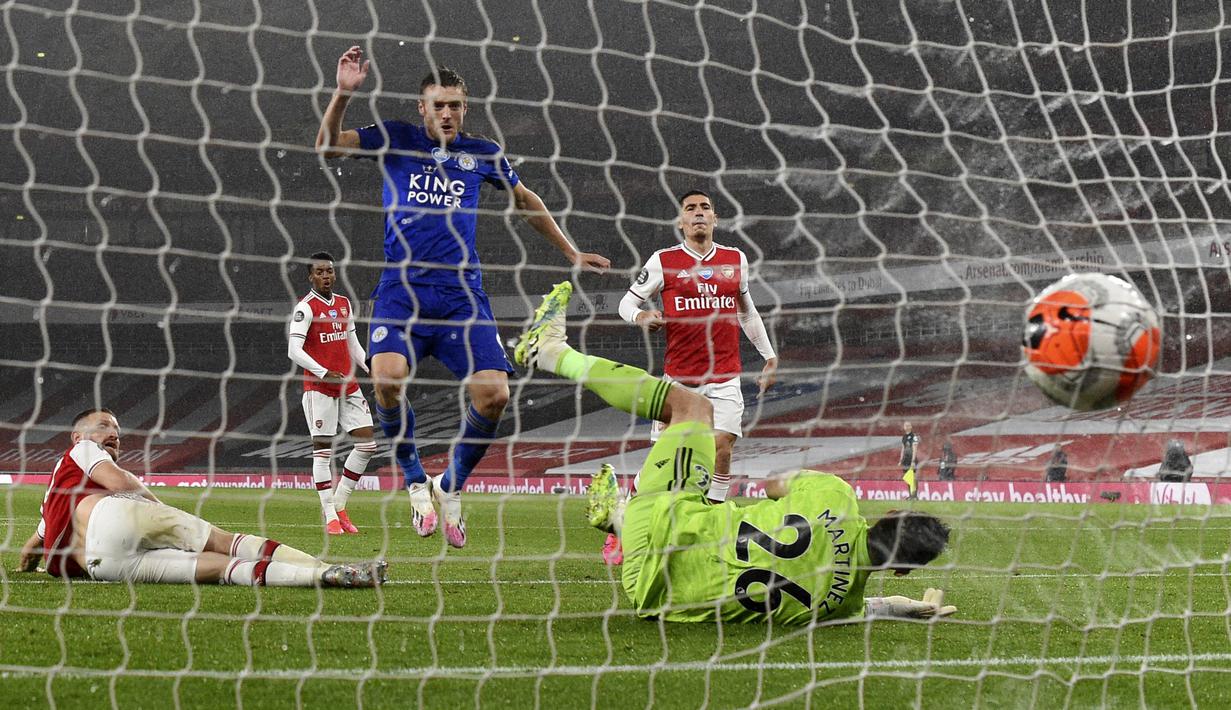 Foto Diwarnai Kartu Merah Arsenal Ditahan Imbang Leicester City Inggris Bola Com