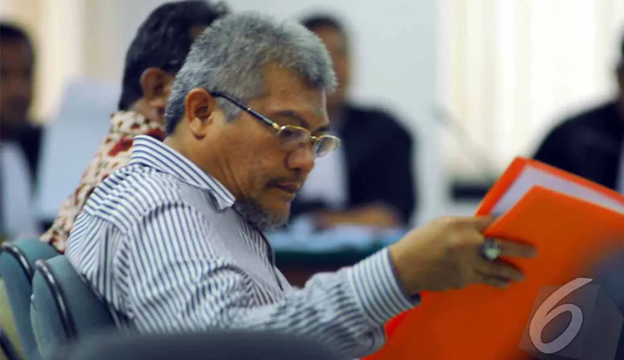 Namun setelah rekaman suara tersebut selesai diputar, MS Kaban masih tetap membantah bahwa dalam rekaman itu adalah suaranya, Pengadilan Tipikor, Rabu (28/5/2014) (Liputan6.com/Miftahul Hayat).