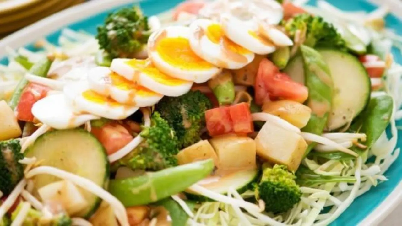 Hindari Porsi Terlalu banyak 4 Makanan Ini dalam Menu Salad Anda