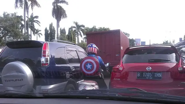 avengers jadi orang biasa
