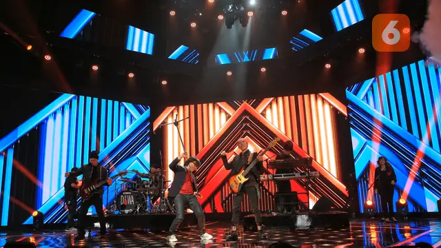 [Fimela] Dewa 19 di Grand Final Indonesian Idol X