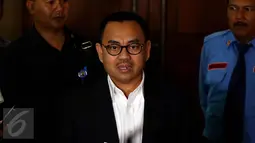 Menteri  ESDM Sudirman Said memberikan keterangan pers usai bertemu dengan Majelis Kehormatan Dewan (MKD) DPR RI, di Komplek Parlemen, Jakarta, (16/11/2015). Kedatangannya untuk melaporkan dugaan pelanggaran etik seorang anggota DPR. (Liputan6/JohanTallo)