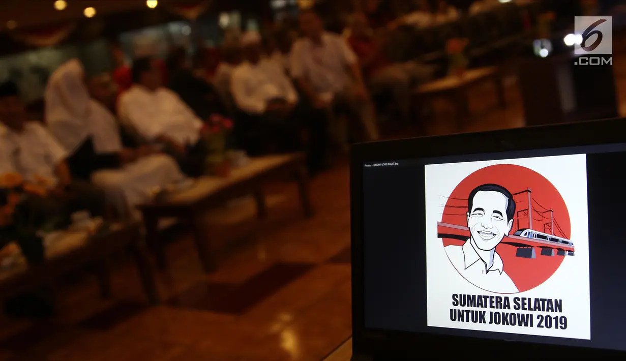 Masyarakat Sumatera Selatan se-Jabodetabek mengikuti deklarasi dukungan kepada calon presiden Joko Widodo atau Jokowi dan calon wakil presiden Maruf Amin di Pilpres 2019, Jakarta, Sabtu (11/8). (Liputan6.com/Herman Zakharia)