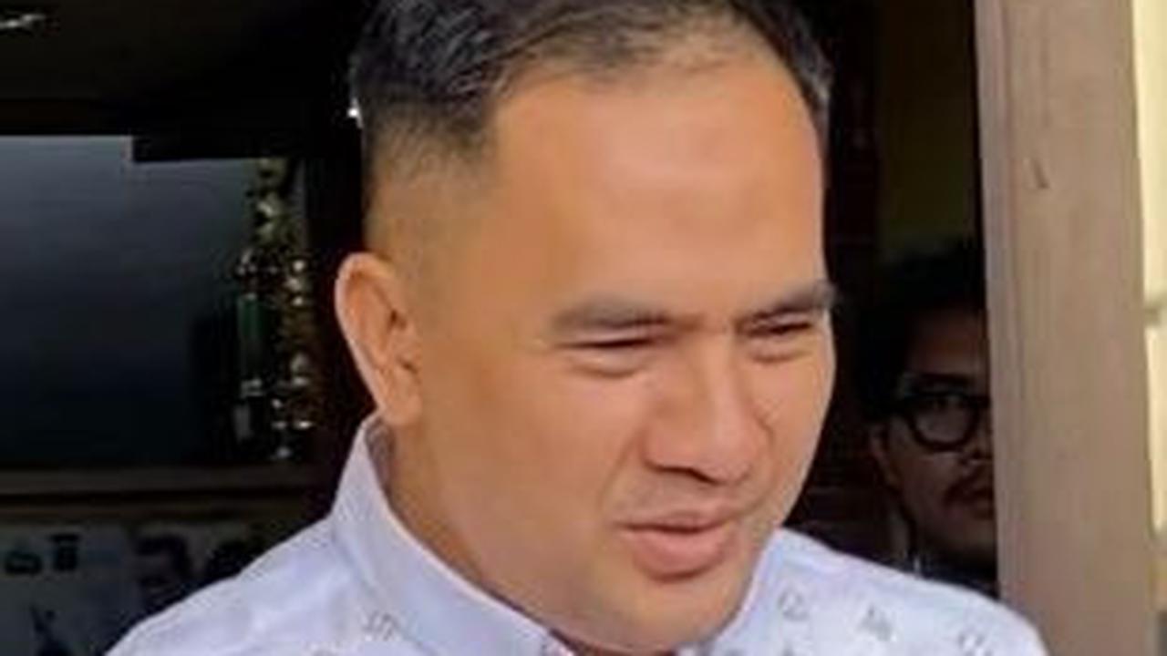 Tampak Lelah Saat Bebas, Ini 8 Potret Saipul Jamil Usai 3 Hari Menginap di Kantor Polisi