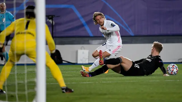 Taklukkan Monchendgladbach, Madrid Lolos ke 16 Besar Liga Champions