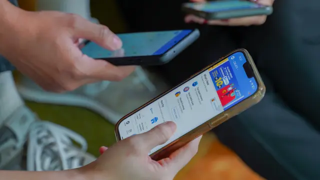 Ilustrasi Penggunaan Dompet Digital DANA