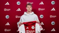 Putra dari Zlatan Ibrahimovic, Maximilian Ibrahimovic, bergabung bersama Ajax. (Dok. Ajax.nl)