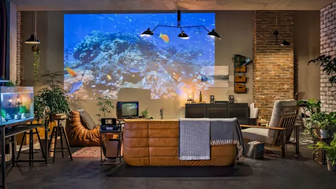 SEVENTEEN Ajak Penggemar Menginap di Lokasi Syuting Video Klip Terbaru, "LOVE, MONEY, FAME”? (Maverick's)