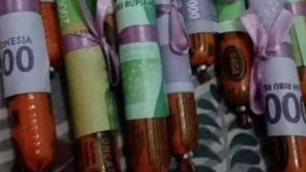Hitungan THR yang Bisa Diterima Seorang Karyawan Masa Kerja Kurang dari 1 Tahun dan Pajaknya