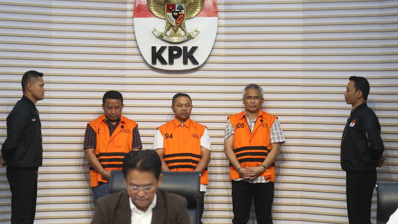 Dalami Kasus Korupsi Gubernur Riau, KPK Telusuri Pemerasan di Dinas Lain
