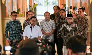 Menteri Koordinator Pemberdayaan Masyarakat (Menko PM) Muhaimin Iskandar usai rapat bersama Menteri P2MI Mukhtarudin di Kantor Kemenko PM (Istimewa)