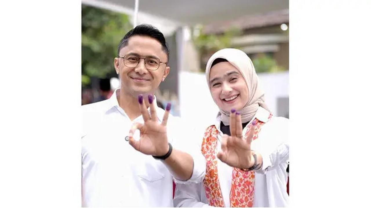 12 Potret Artis Nyoblos Pilkada 2024, Raffi Ahmad hingga Rano Karno Pamer Tinta Ungu