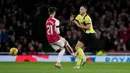 Arsenal dikejutkan oleh gol cepat Burnley di babak kedua.J Brownhill samakan skor jadi 1-1 usai manfaatkan bola muntah tembakan Gabriel di menit ke-54. (AP Photo/Kin Cheung)