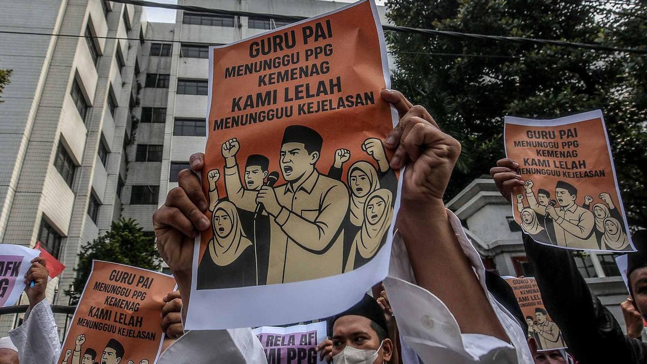 FOTO: Guru Agama Gelar Aksi Damai, Desak Percepatan PPG dan Peralihan ke Kemendikdasmen