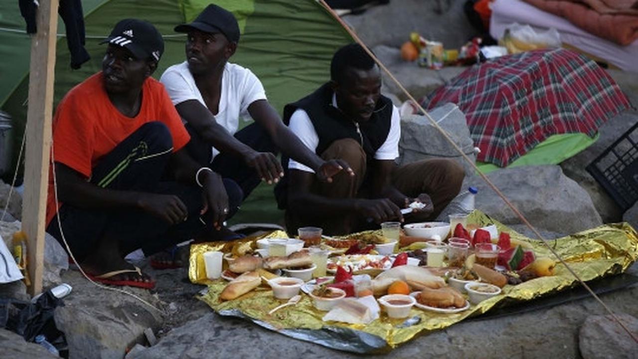 Kebersamaan imigran muslim jalani Ramadan di perbatasan Italia