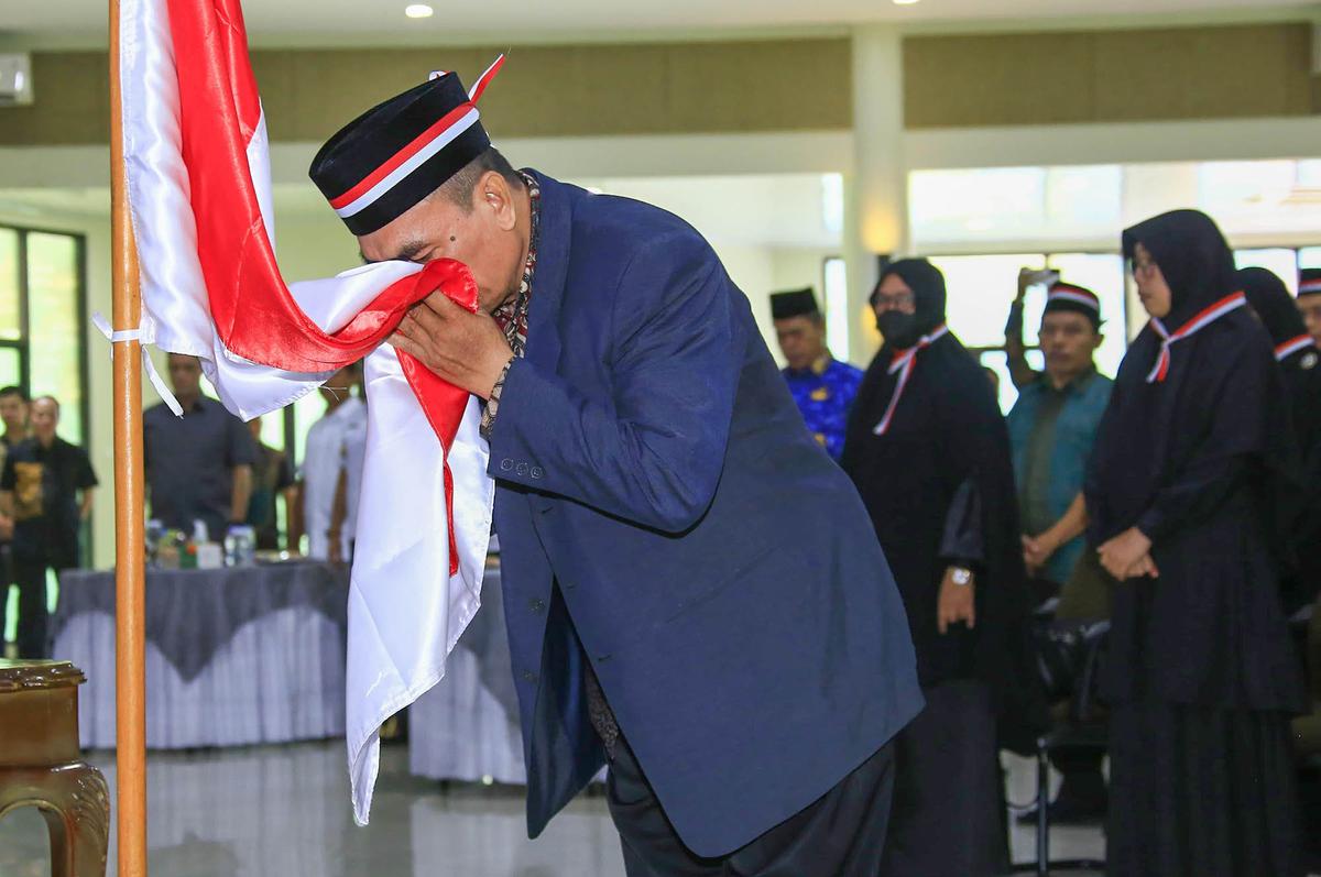 FOTO: 58 Eks Anggota NII di Tangerang Ikrar Setia ke NKRI