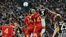 Tetapi Juventus berhasil menyamakan kedudukan menjelang turun minum berkat sundulan Bremer. (Andreas SOLARO / AFP)