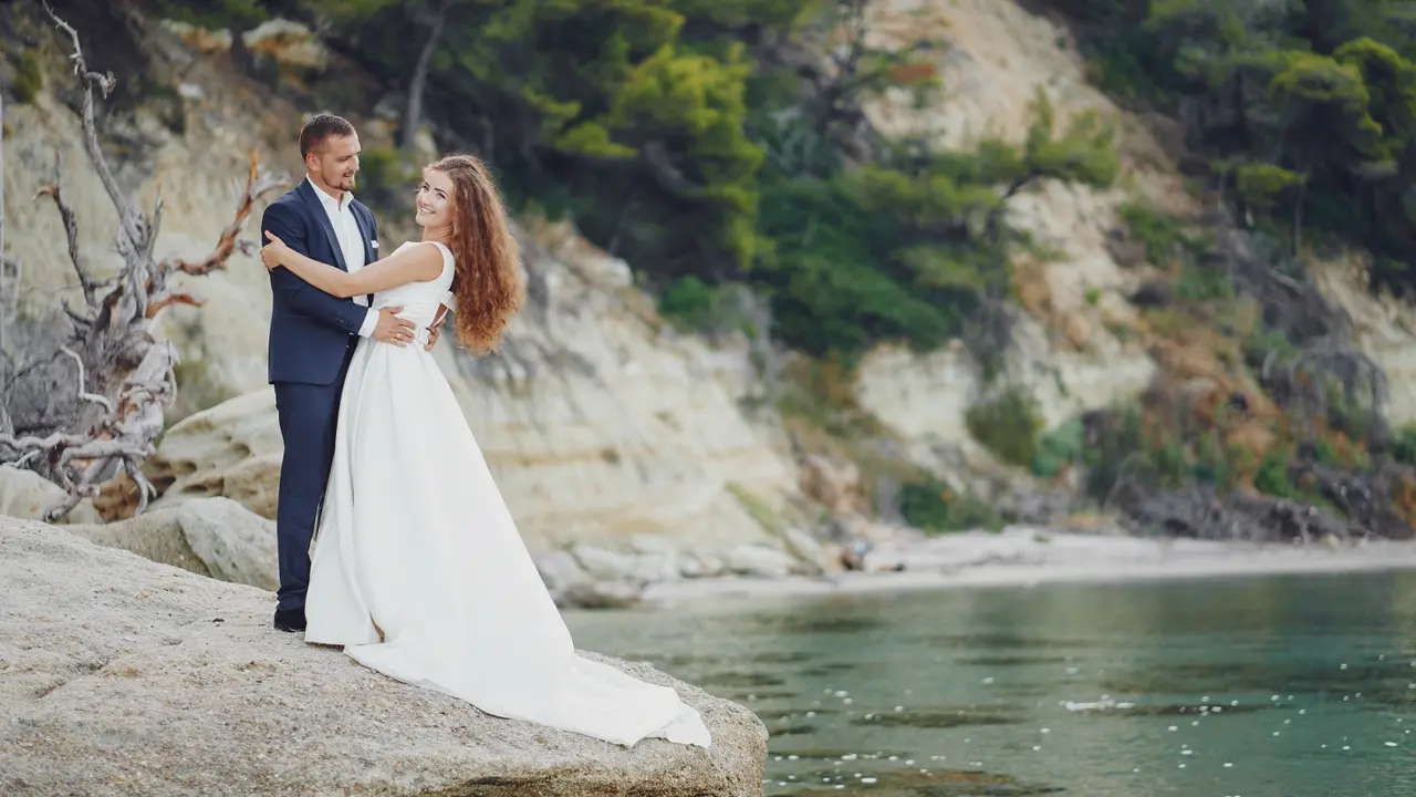 Ilustrasi pernikahan, menikah, pengantin