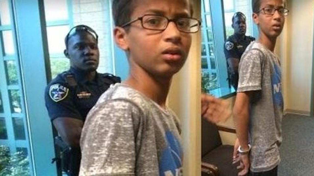 Bernama Mohamed, pelajar bikin prakarya jam ditangkap polisi AS