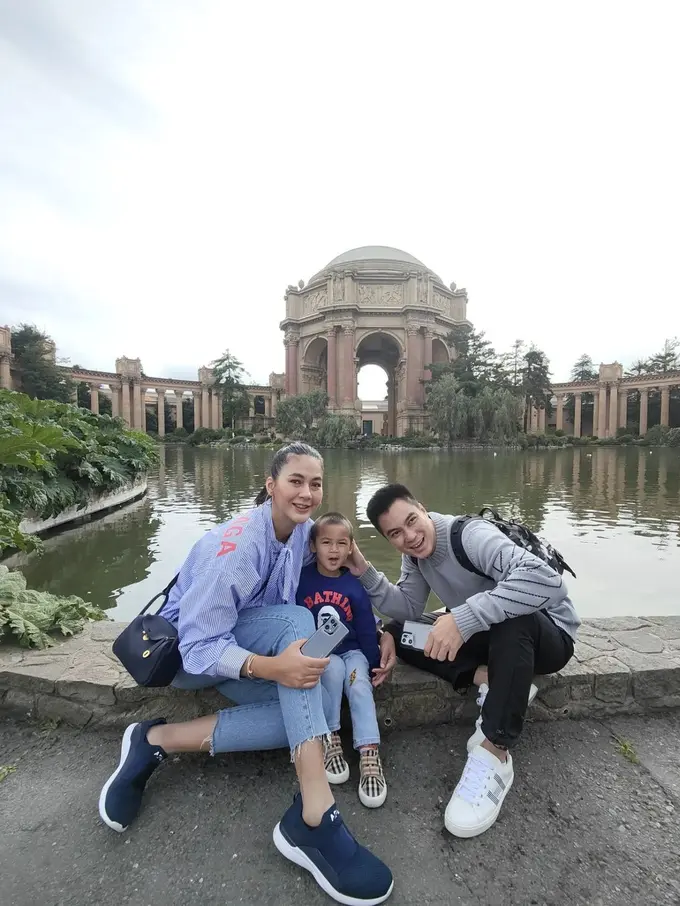 [Fimela] Baim Wong dan Paula Verhoeven