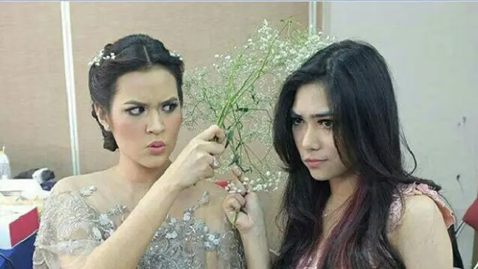 [Bintang] Raisa dan Isyana