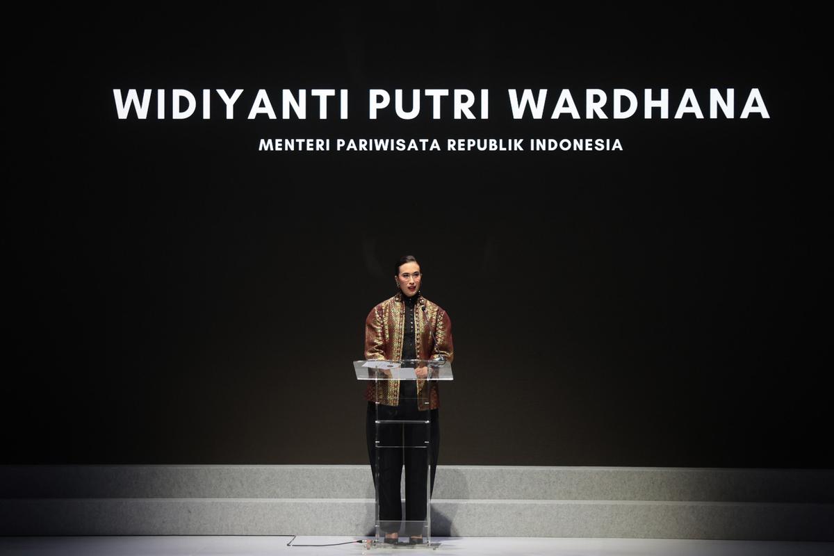 Menteri Pariwisata Buka Gelaran Jakarta Fashion Week 2027
