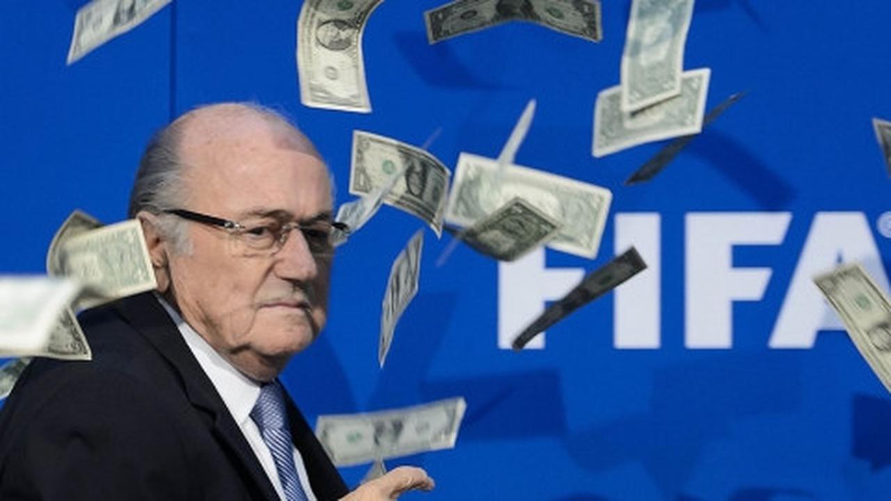 Dihukum Komite Etik, Blatter Ngotot Tak Bersalah