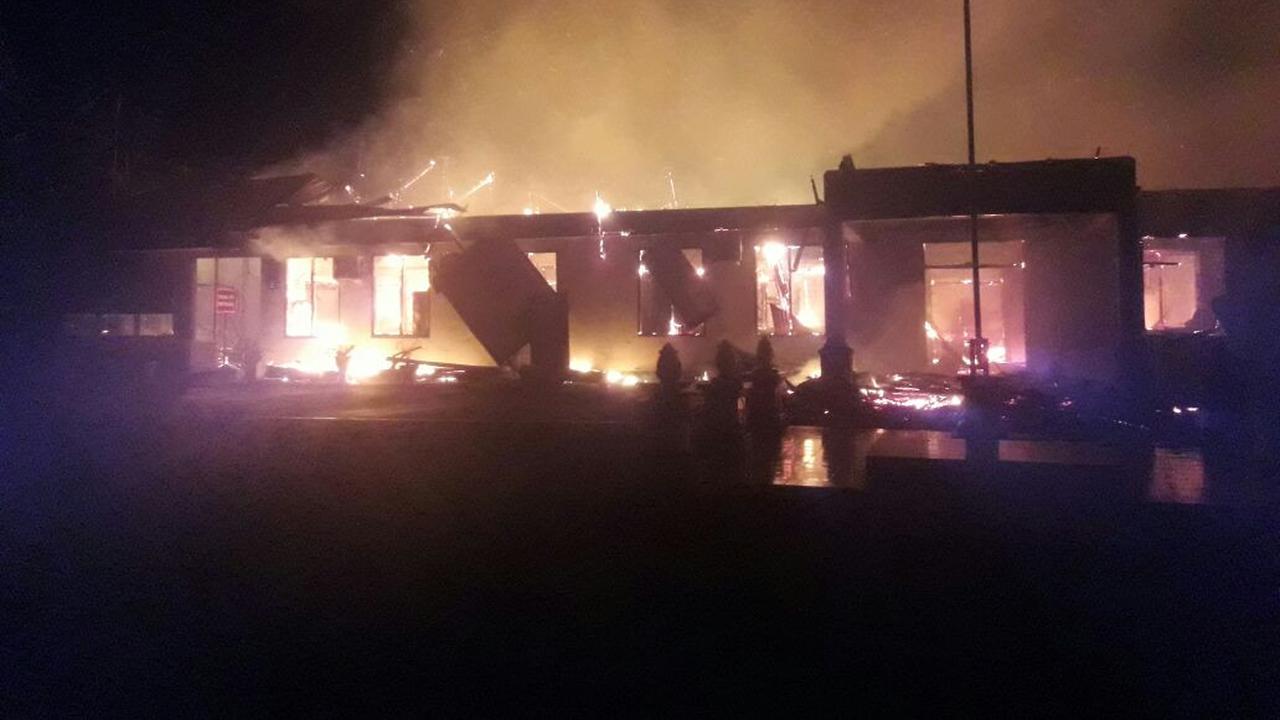 Kronologi Pembakaran Mapolres Dharmasraya di Minggu Pagi