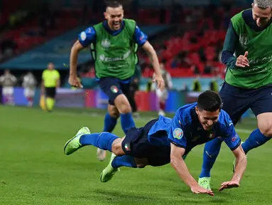Italia susah payah kalahkan Austia di babak 16 besar Euro 2020 yang berlangsung di Stadion Wembley, Inggris. Gli Azzuri (julukan Timnas Italia) harus bermain sepanjang 120 menit pertandingan. (Foto: AFP/Pool/Ben Stansall)