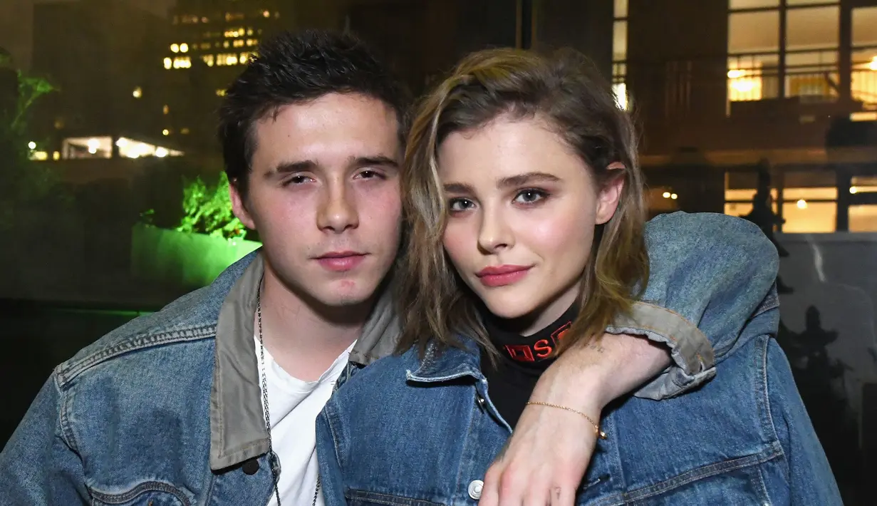 Namun diketahui bahwa mereka berdua kembali bersama di akhir tahun 2017. (Harper's Bazaar)