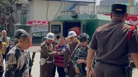 Penampakan Eks Jampidsus Febrie Jalani Pemeriksaan di Kejagung