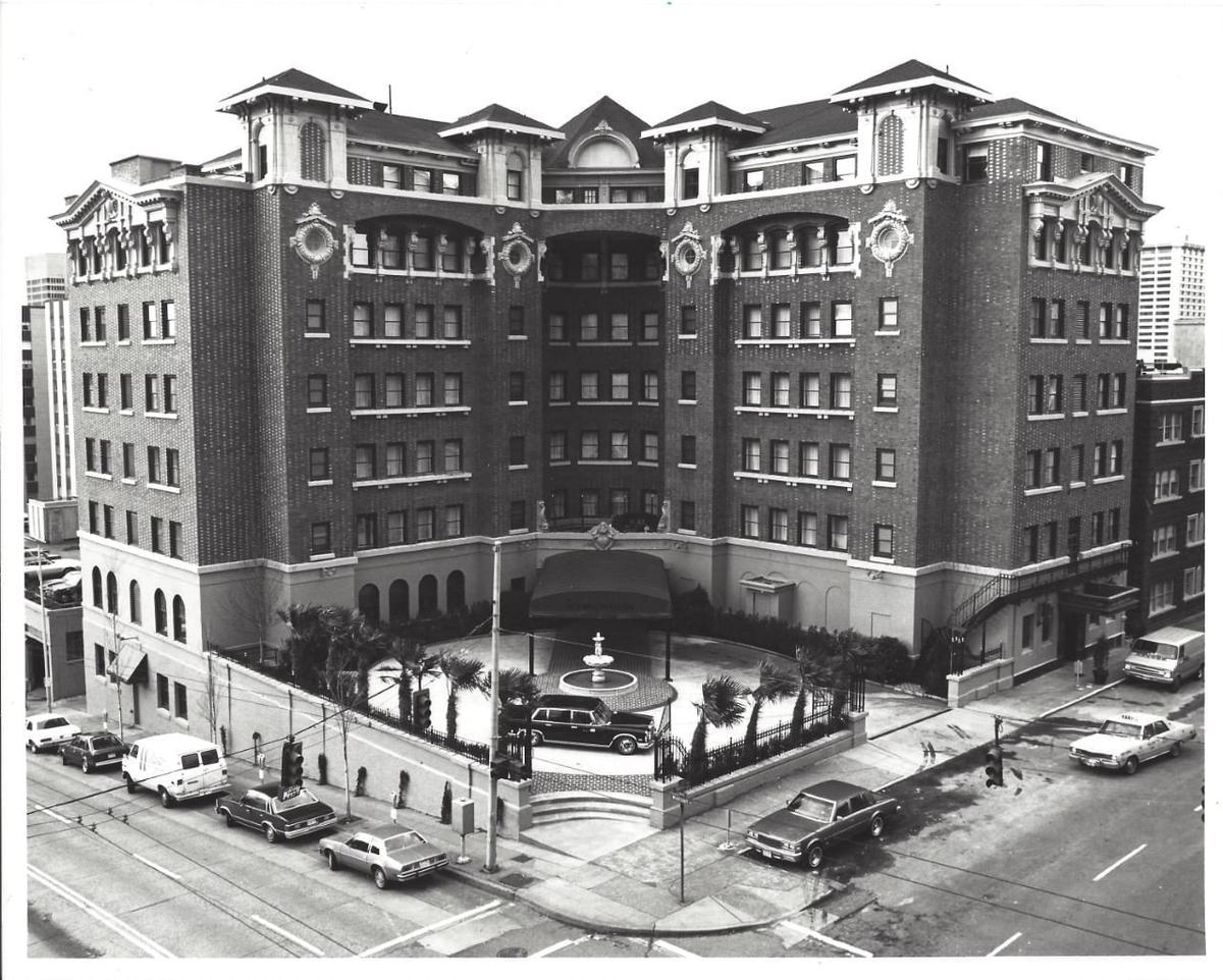 Hotel Berhantu di Amerika
