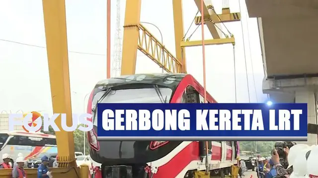 Kereta LRT sebelumnya diboyong dari Madiun ke Jakarta selama empat hari menggunakan jalur darat.